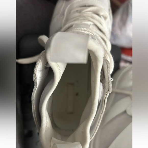 H&M Woman’s White High Top Sneakers Size 8 - Picture 7 of 8